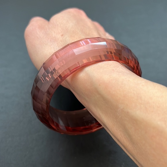 Vintage Lucite Plastic Bangle Bracelet, Multi-Faceted, Pink, Disco, Retro, Boho - Picture 2 of 9